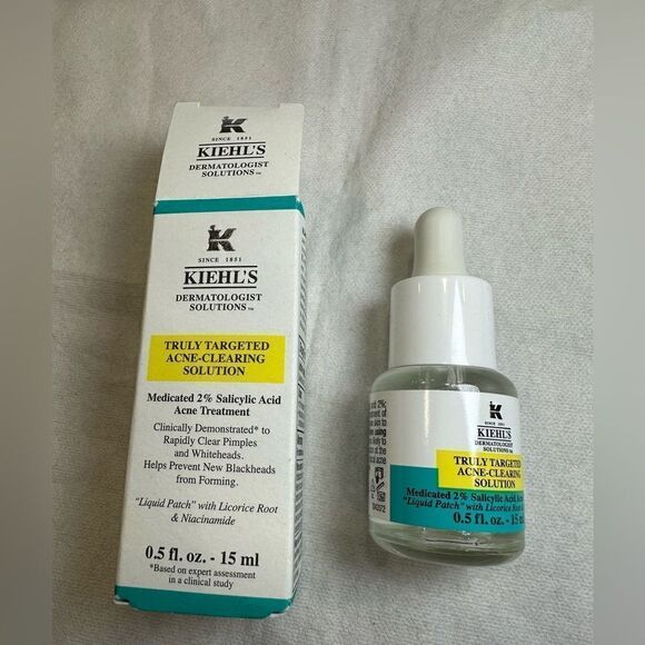 Kiehl's Truly Targeted Acne-Clearing Pimple Patch with 2% Salicylic Acid, - Picture 2 of 4